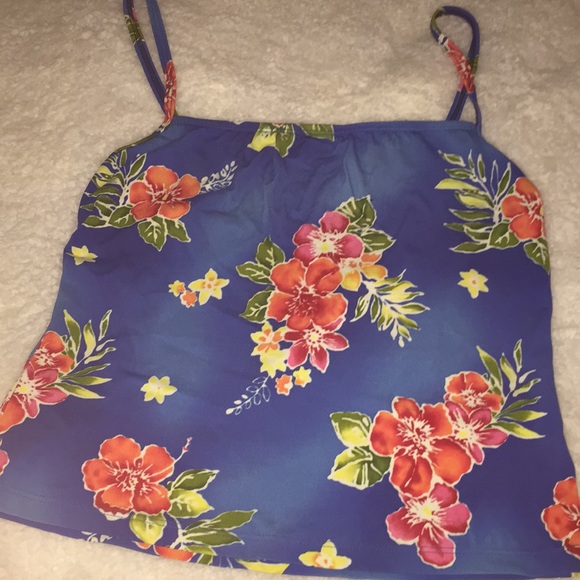 Hawaiian tankini with floral pattern - Picture 3 of 3